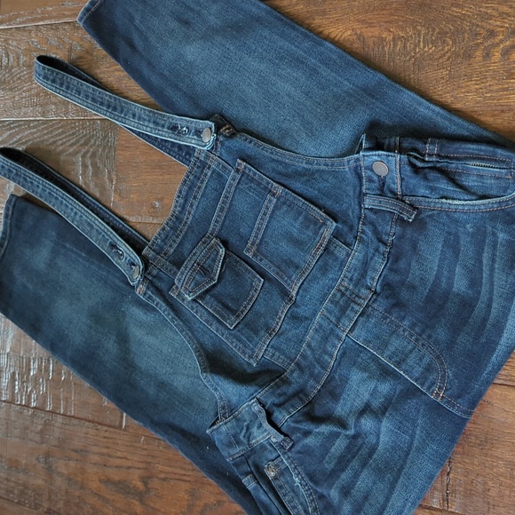 Free People Denim - FREE PEOPLE I Slim/Skinny Fit Dark Blue Denim Jean Century Overalls, 26